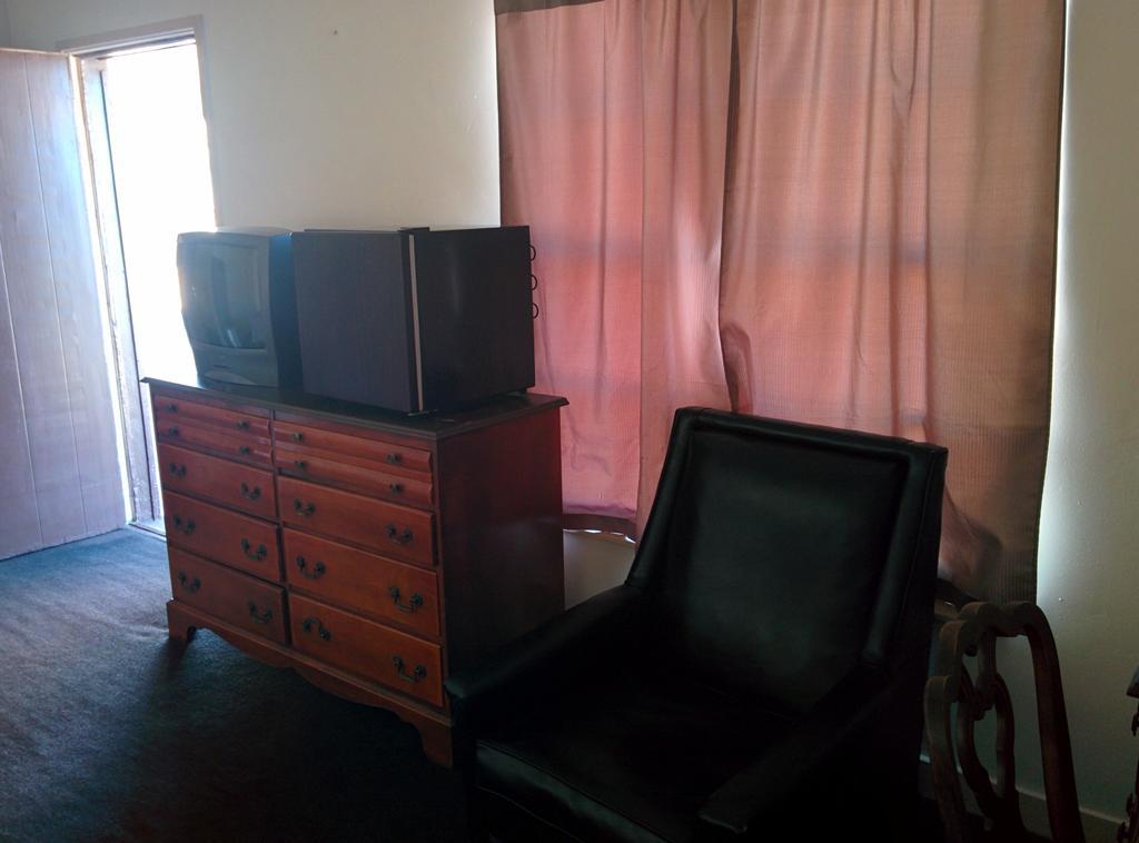 The Ranch Motel Olancha Room photo