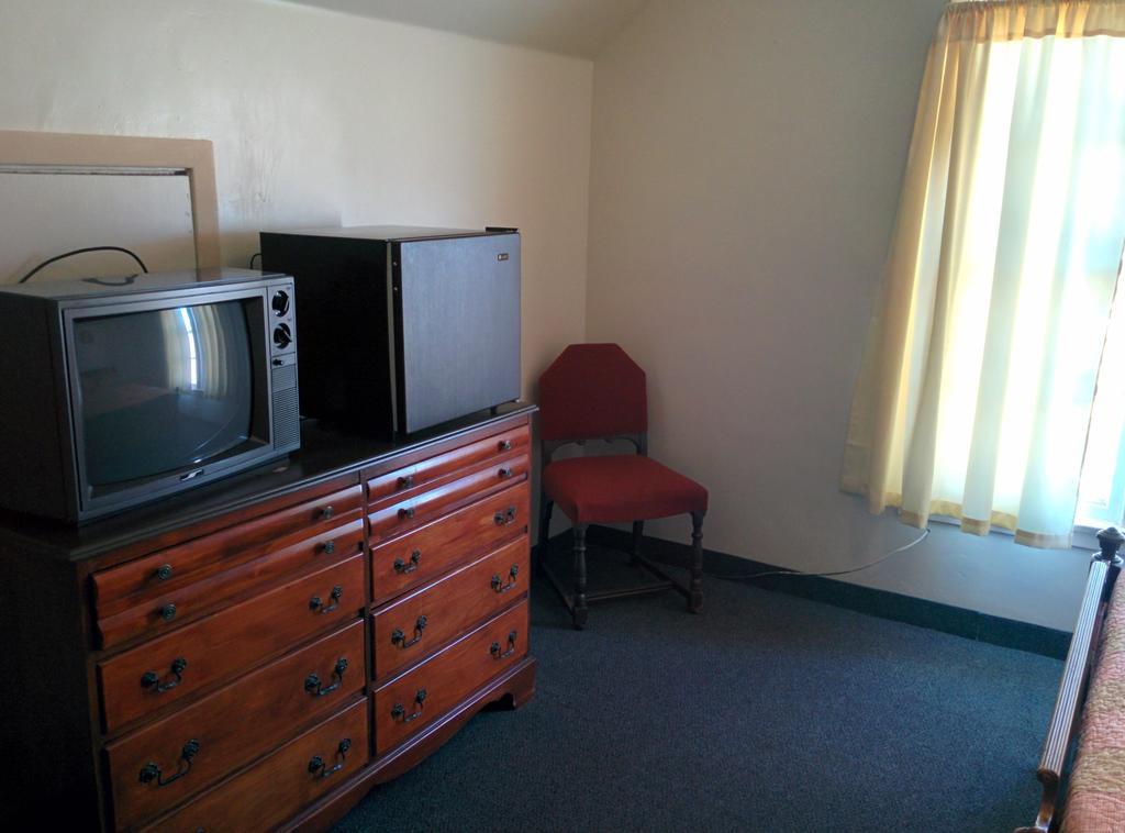 The Ranch Motel Olancha Room photo